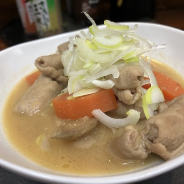 自家製もつ煮込み　440円（込）